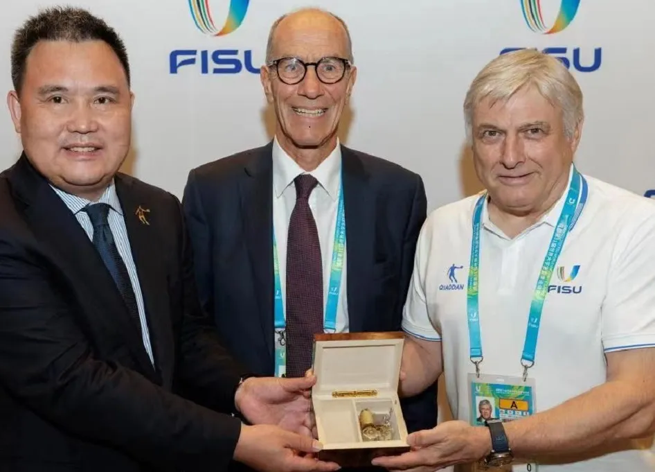 首页-意昂5平台-创新融合乐享生活!